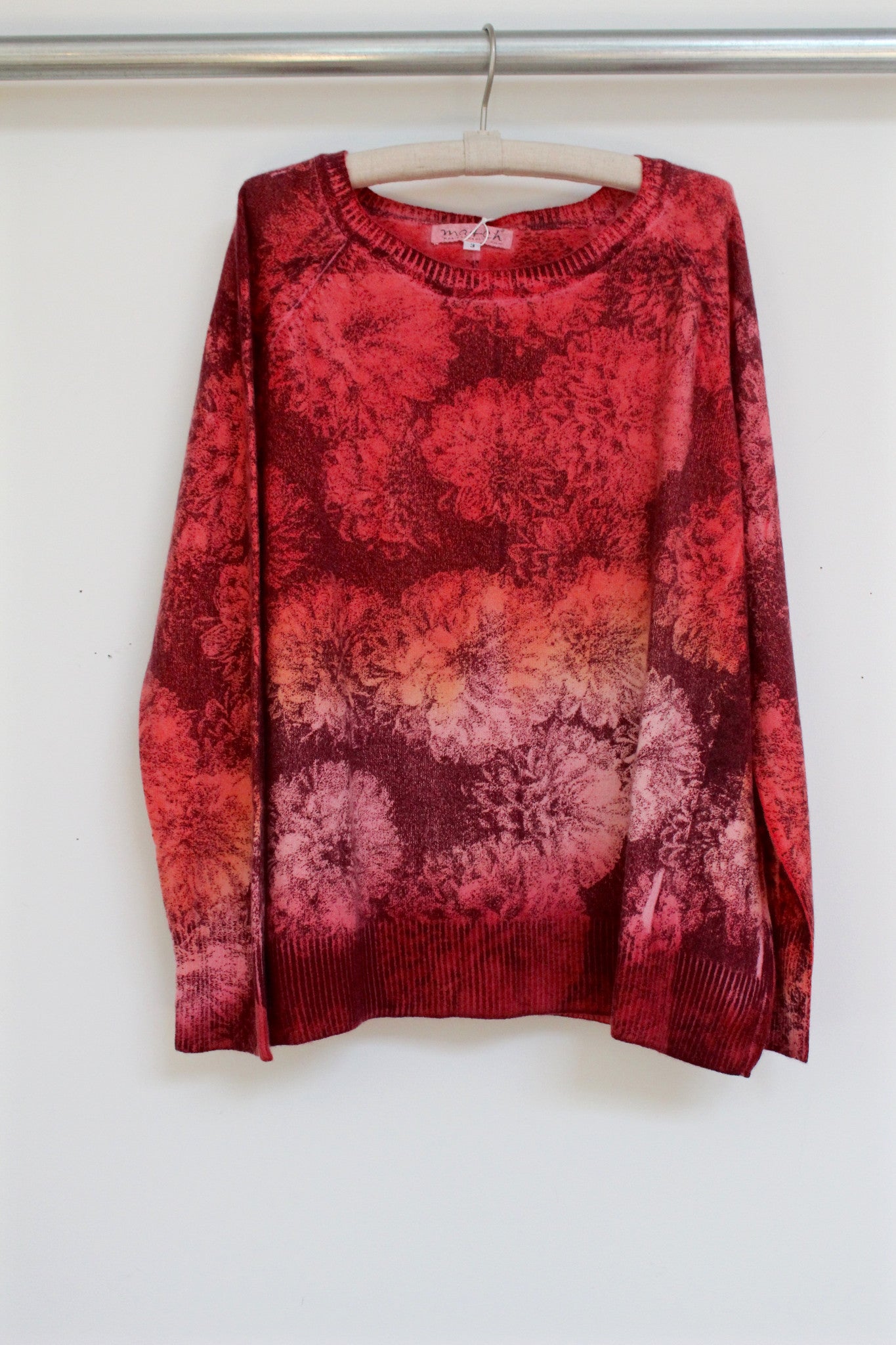 dahlia raglan crew - ruby