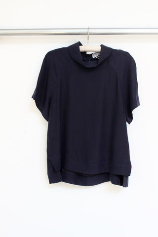 le mock neck shirt