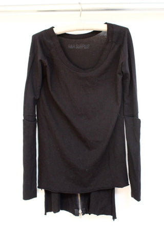 drop tail zip back tee