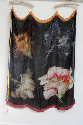 essenza scarf