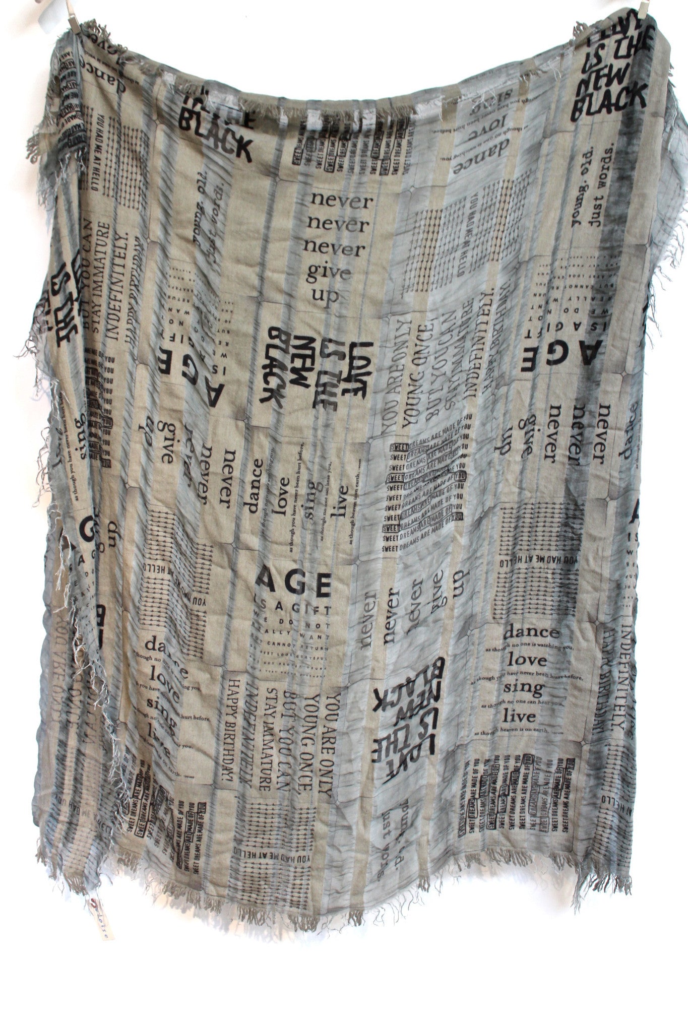 age scarf