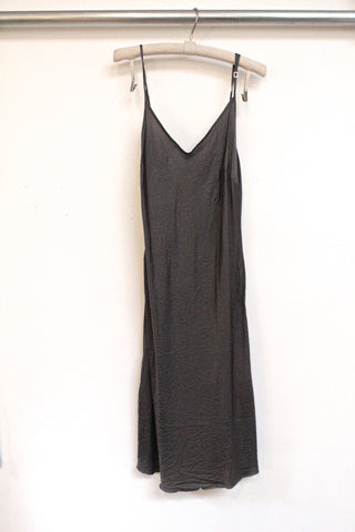 bias slip - dark grey