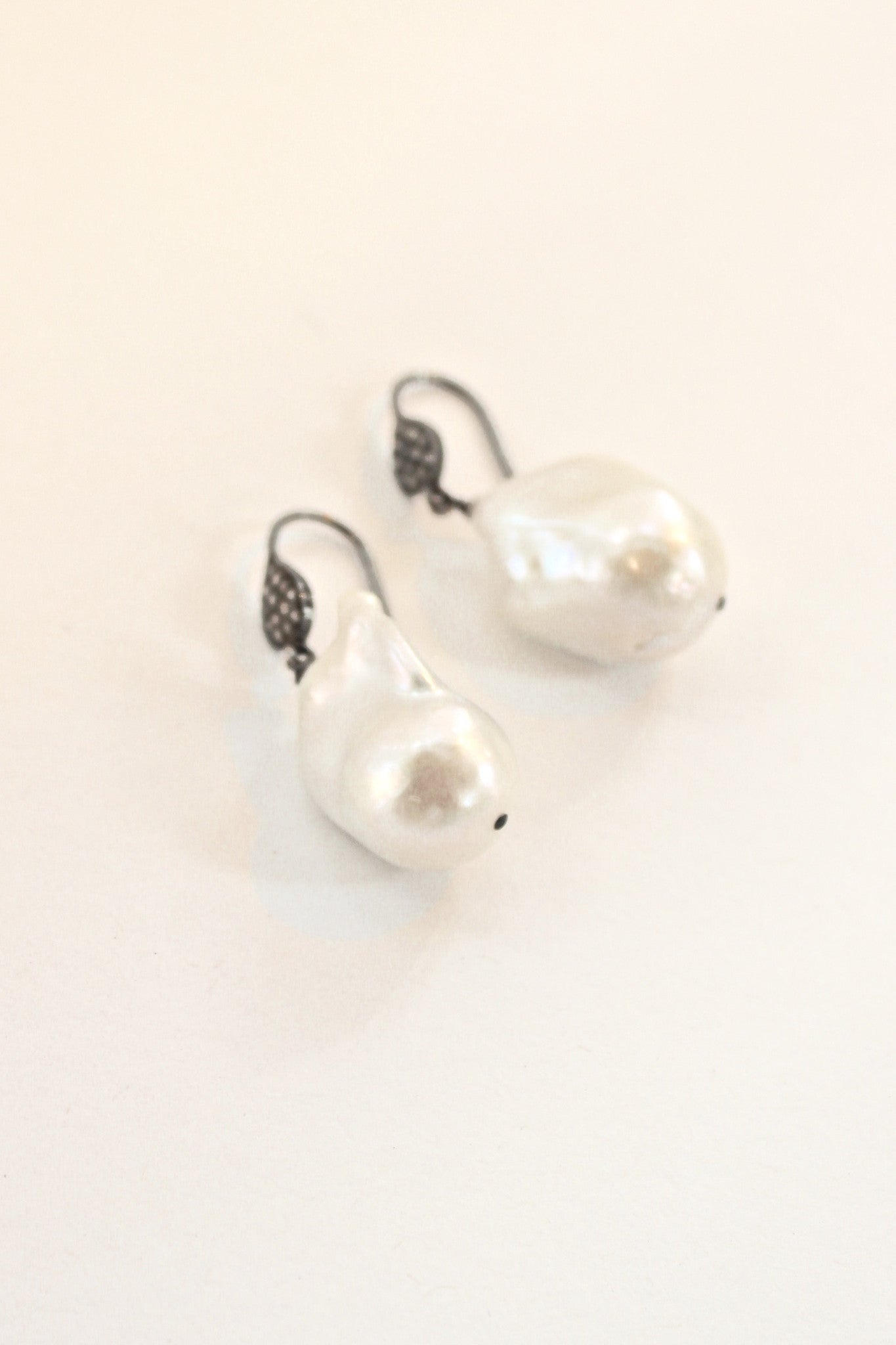 freshwater baroque pearls