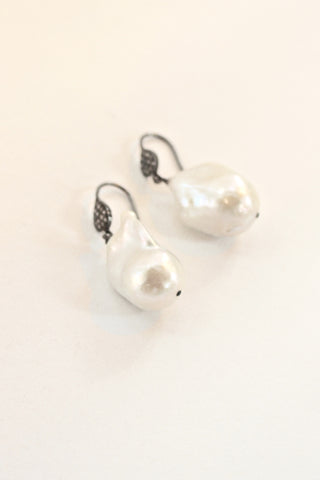 freshwater baroque pearls